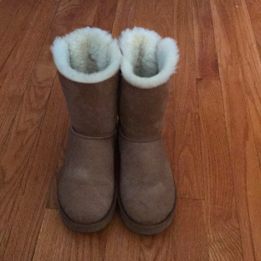 Ugg Bailey Bow